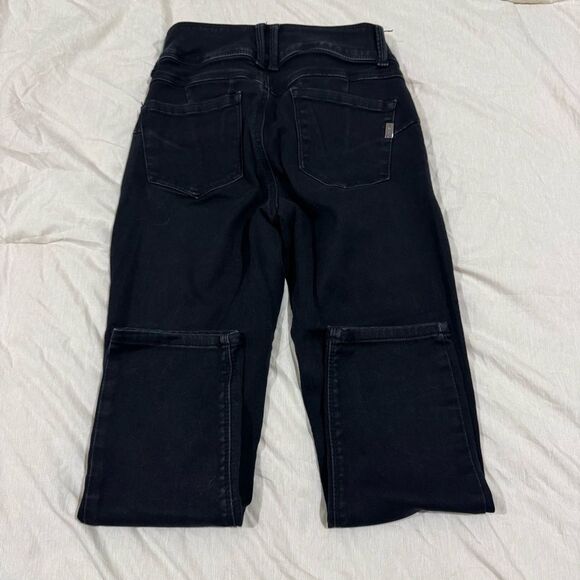 1822 Denim High‑Waist Stretchy Skinny Jeans • Black • Size 6 • EUC - Picture 2 of 2